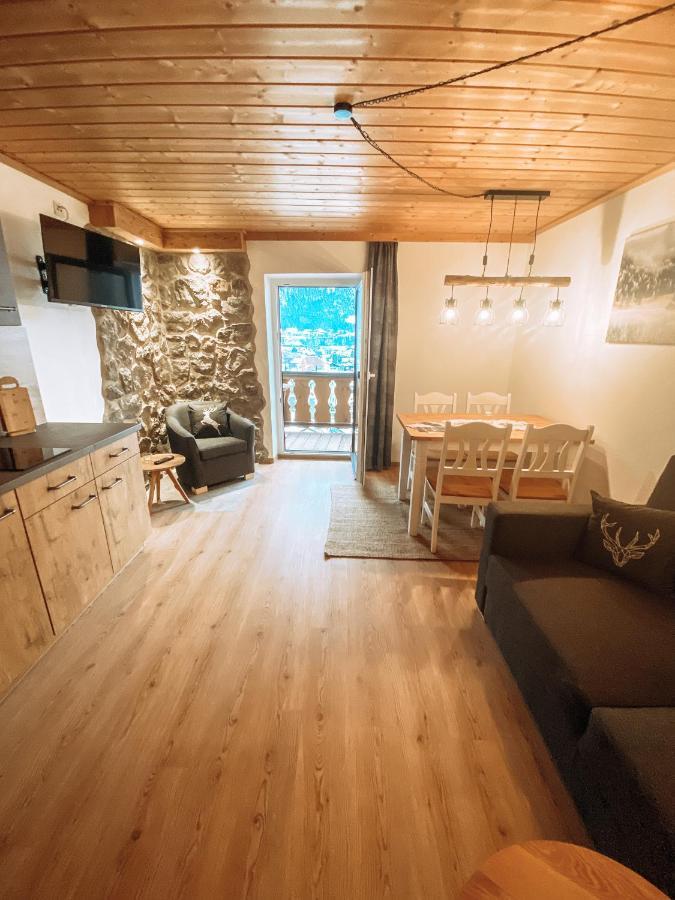 Alpenappartements Schwalbennestl 미텐발트 외부 사진