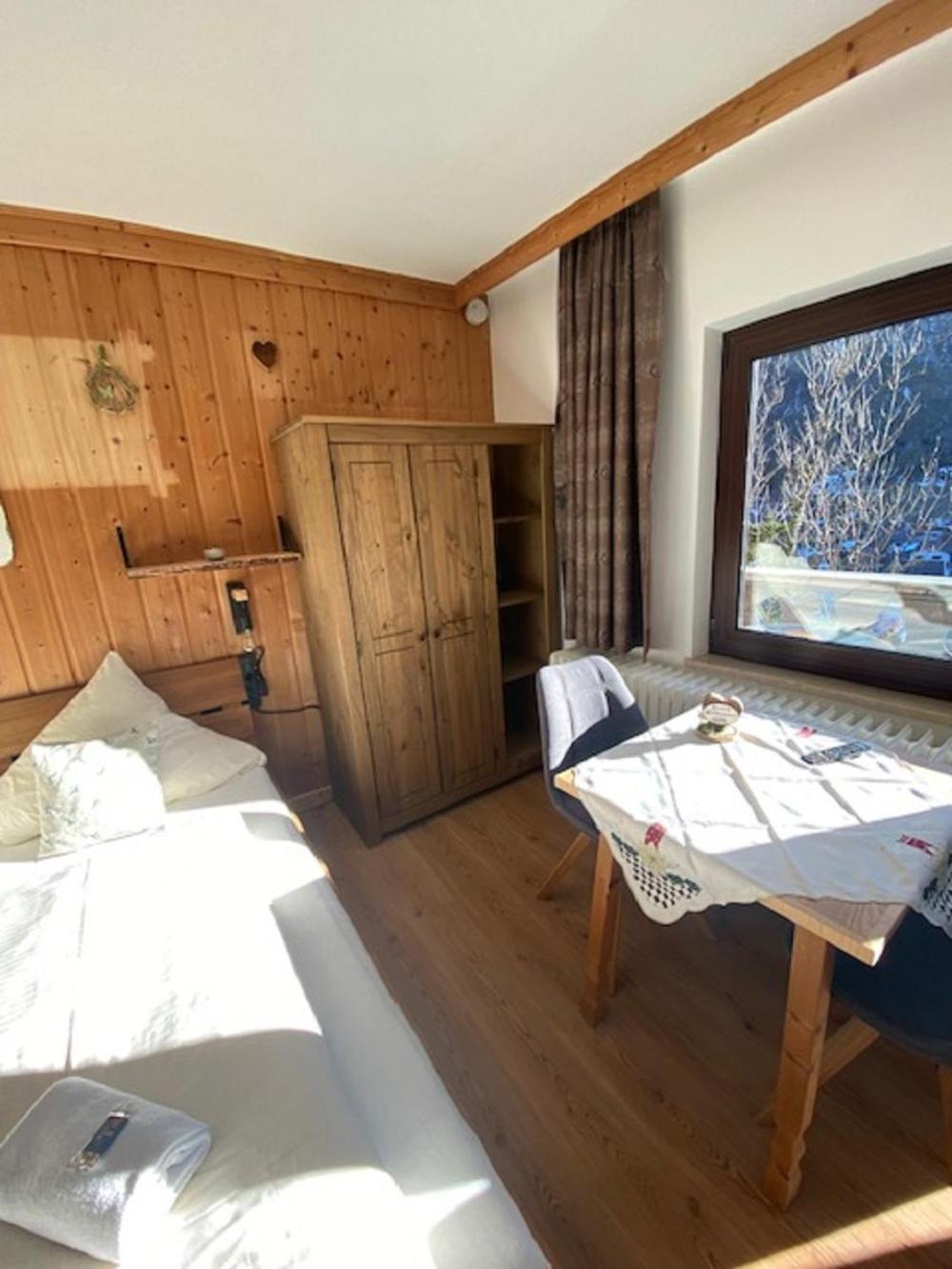 Alpenappartements Schwalbennestl 미텐발트 외부 사진