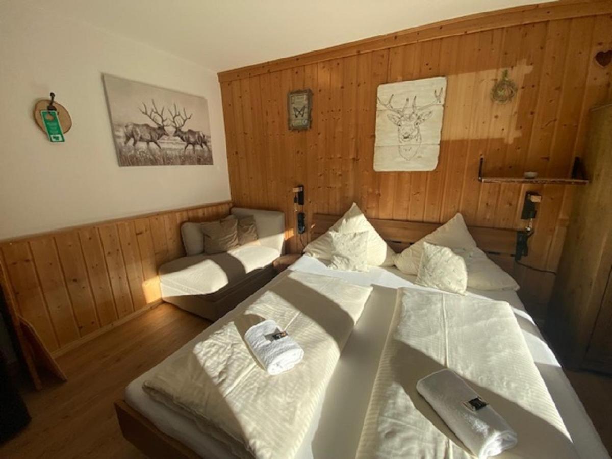Alpenappartements Schwalbennestl 미텐발트 외부 사진