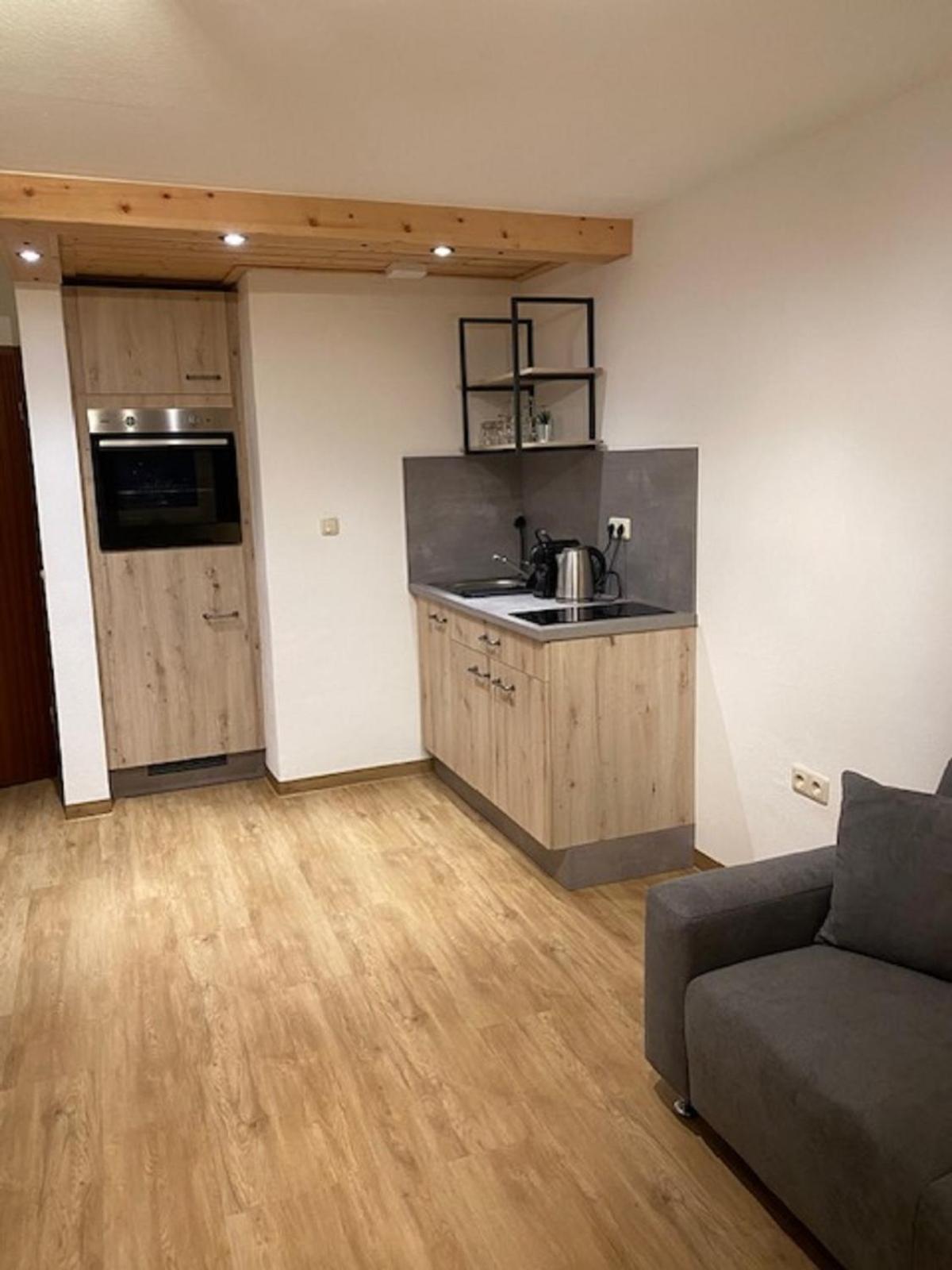 Alpenappartements Schwalbennestl 미텐발트 외부 사진